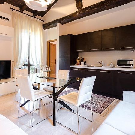 Begatto Apartment, Nel Cuore Del Centro Storico Bologna Exterior foto