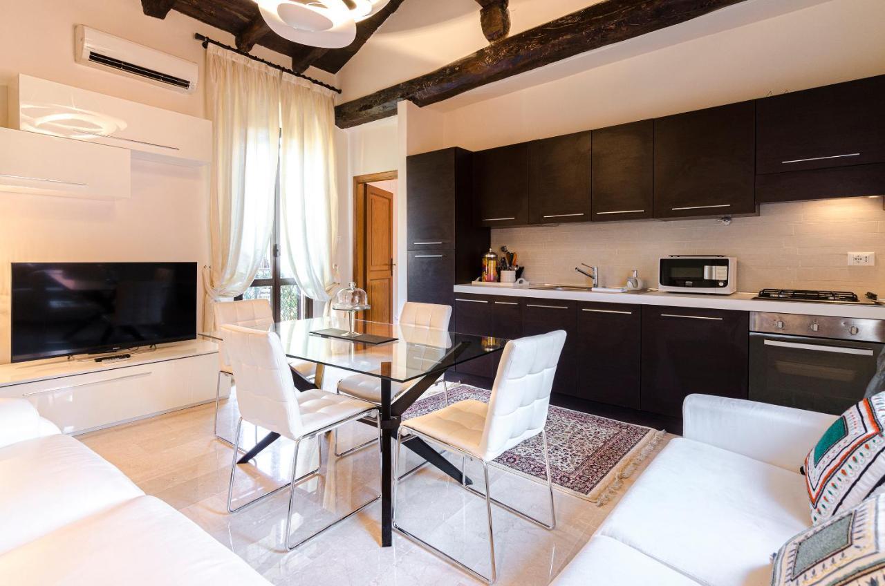Begatto Apartment, Nel Cuore Del Centro Storico Bologna Exterior foto